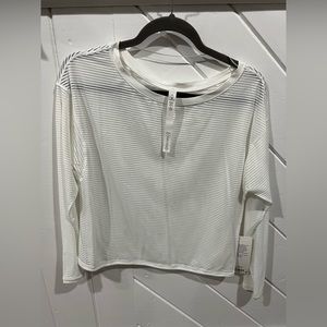Lululemon top